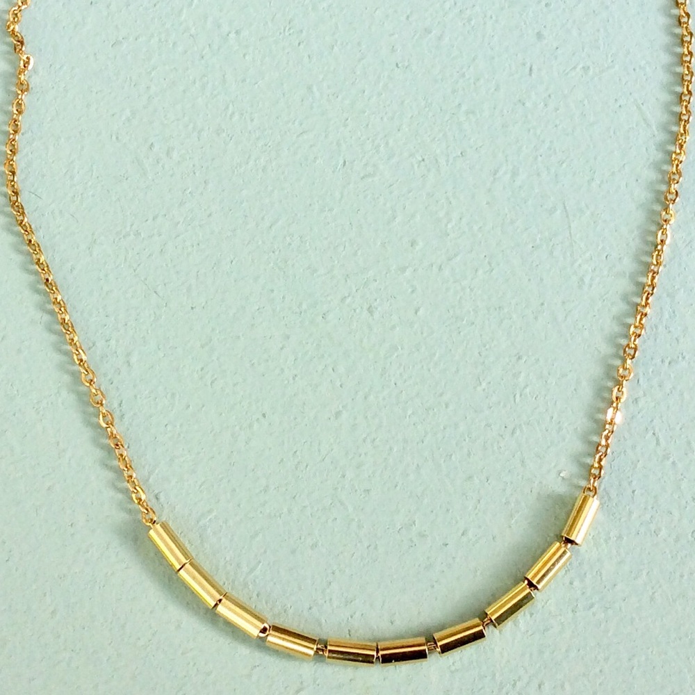 Gold Plated Metal Pendant Necklace NEW